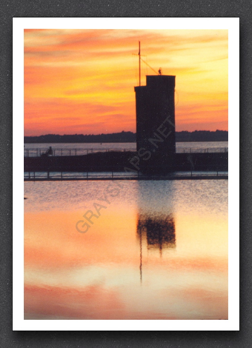 red-sky_at_night.jpg